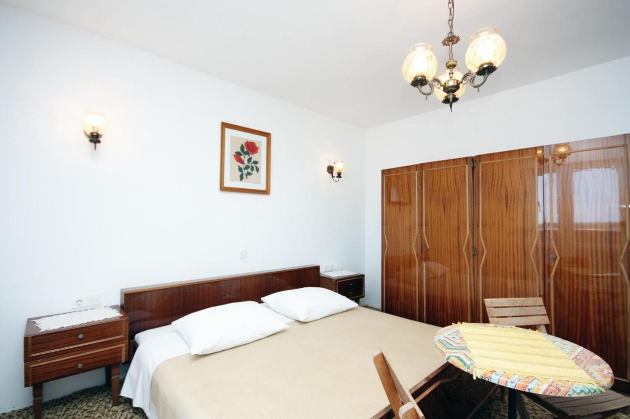 Triple Room Barbat 5070E Barbat na Rabu Exteriör bild